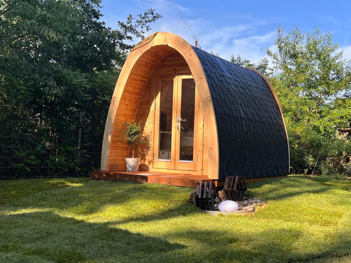 Ferienhaus Im Wald Borkwalde エクステリア 写真