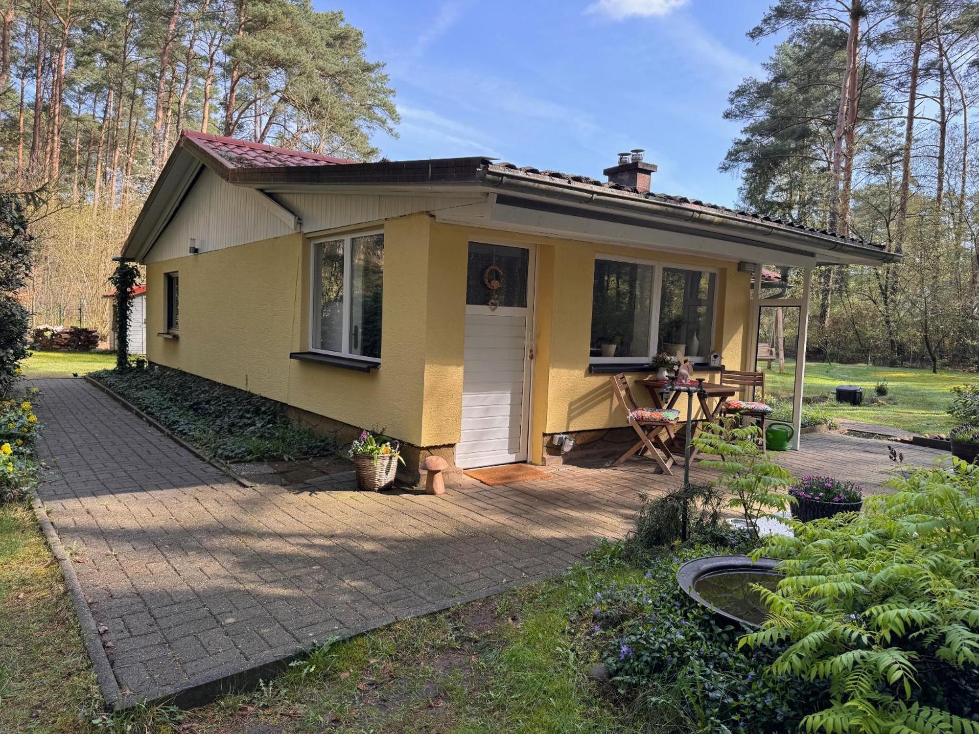 Ferienhaus Im Wald Borkwalde エクステリア 写真